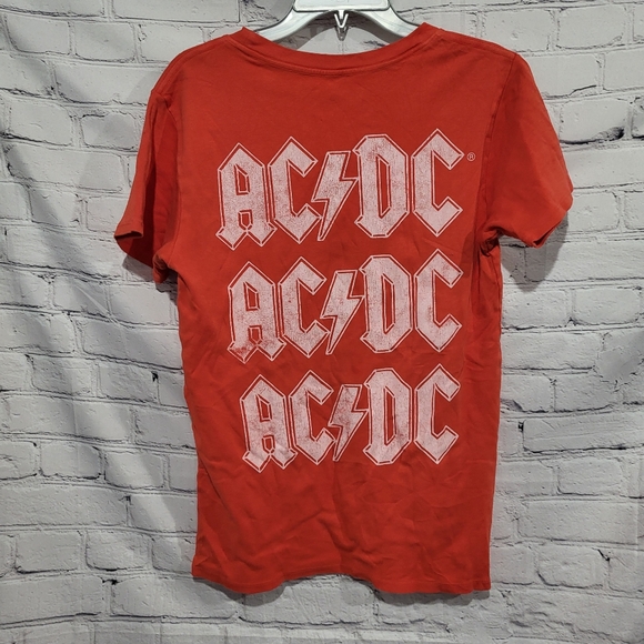 Recycled Karma AC/DC Lightning Bolt T-Shirt - Picture 4 of 4